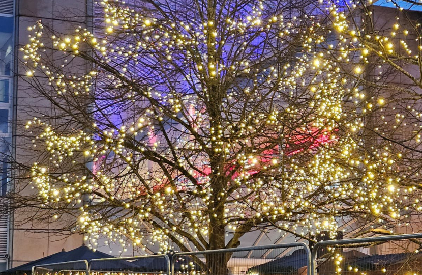 A picture of a Christmas Tree at the Cribbs Causeway Mall.